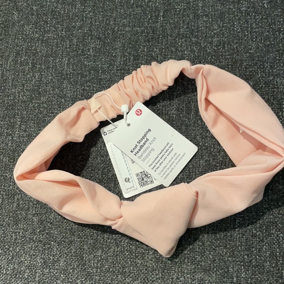 Lululemon Knot Stopping Headband - Pink Mist - Picture 5 of 6